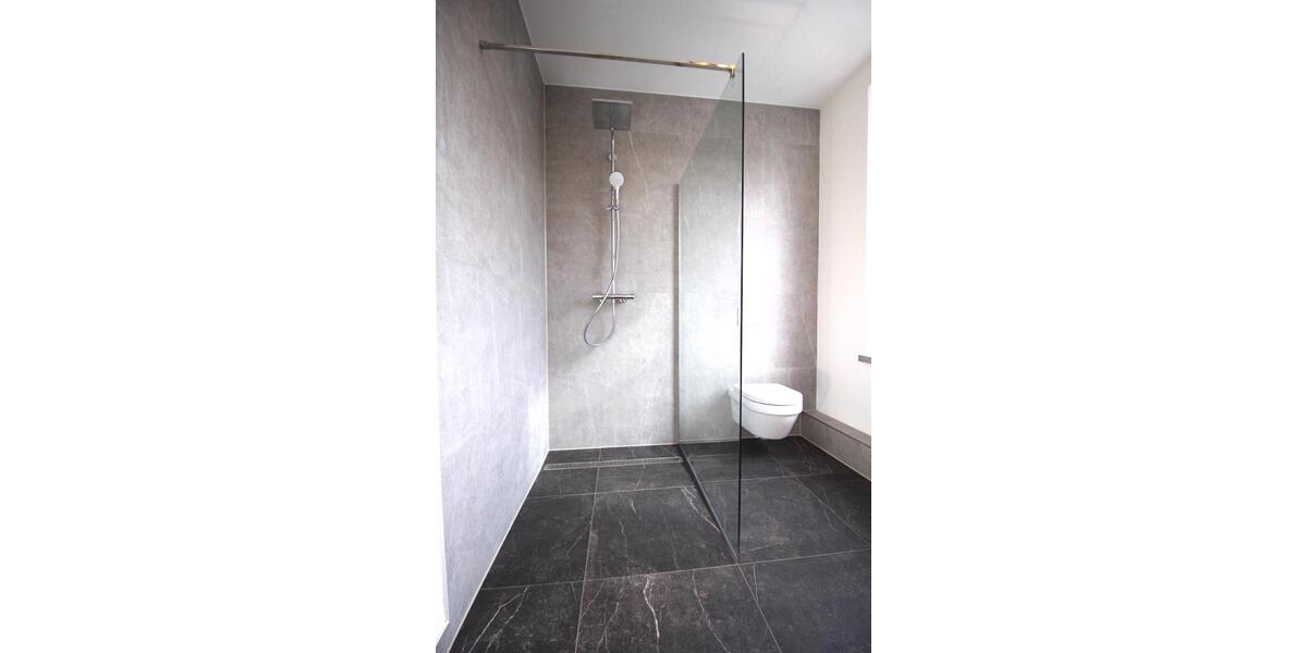 Erdgeschoßwohnung Crimmitschau - 2 Zimmer, 49 m&sup2;, 450&euro; | Angebot:25340940