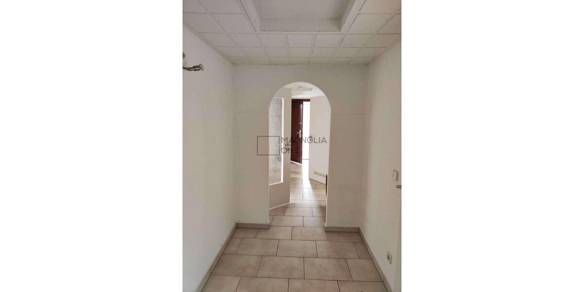 Etagenwohnung Gößnitz - 4 Zimmer, 101 m&sup2;, 620&euro; | Angebot:22260220