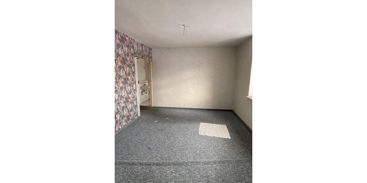 Mehrfamilienhaus, Wohnhaus Reichenbach im Vogtland - 20 Zimmer, 749 m&sup2;, 120.000&euro; | Angebot:25857632