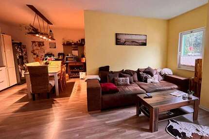 Wohnung Oelsnitz Oelsnitz - 5 Zimmer, 106 m&sup2;, 680&euro; | Angebot:25520112