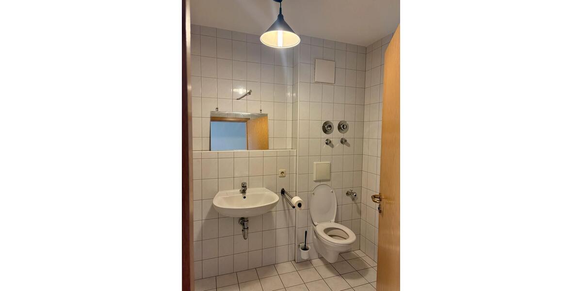 Etagenwohnung Schönheide - 1 Zimmer, 37 m&sup2;, 240&euro; | Angebot:25105398