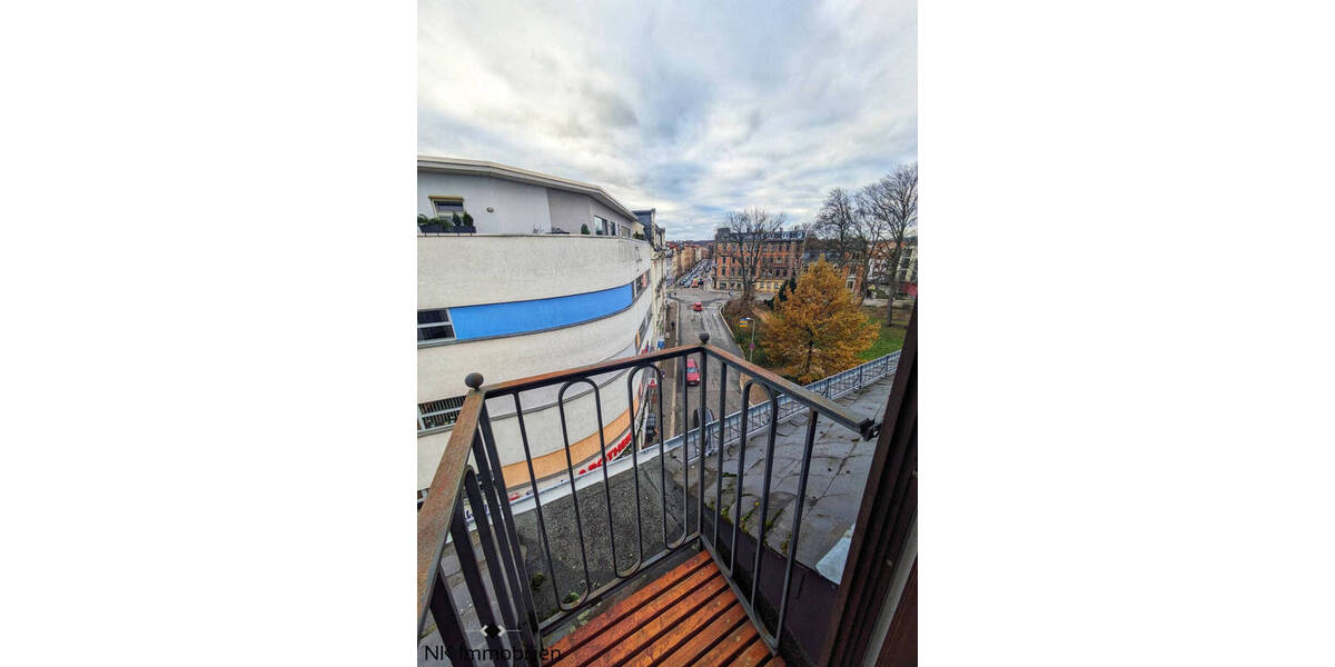 Etagenwohnung Zwickau Innenstadt - 3 Zimmer, 88 m&sup2;, 560&euro; | Angebot:26805946