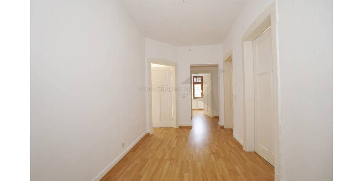 Etagenwohnung Zwickau Innenstadt - 3 Zimmer, 89 m&sup2;, 495&euro; | Angebot:25681348