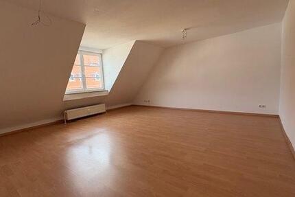 Wohnung Zwickau - 2 Zimmer, 61 m&sup2;, 370&euro; | Angebot:21113462