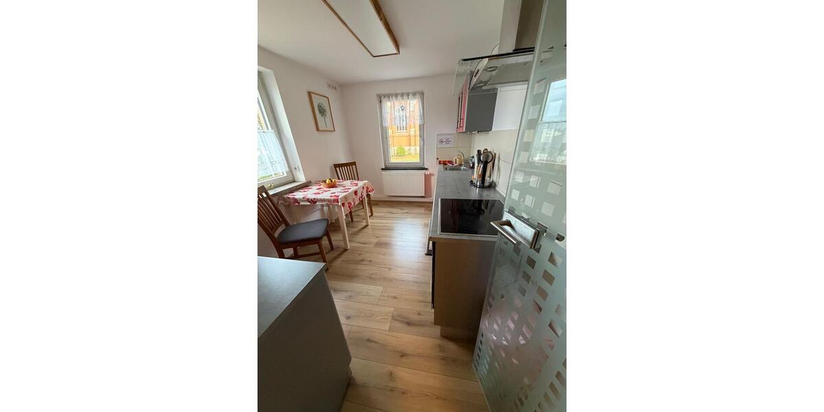 Etagenwohnung Limbach-Oberfrohna Oberfrohna - 3 Zimmer, 71 m&sup2;, 350&euro; | Angebot:25811719