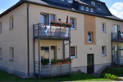 Wohnung Oelsnitz (Erzgebirge) - 2 Zimmer, 69 m&sup2;, 380&euro; | Angebot:25925357