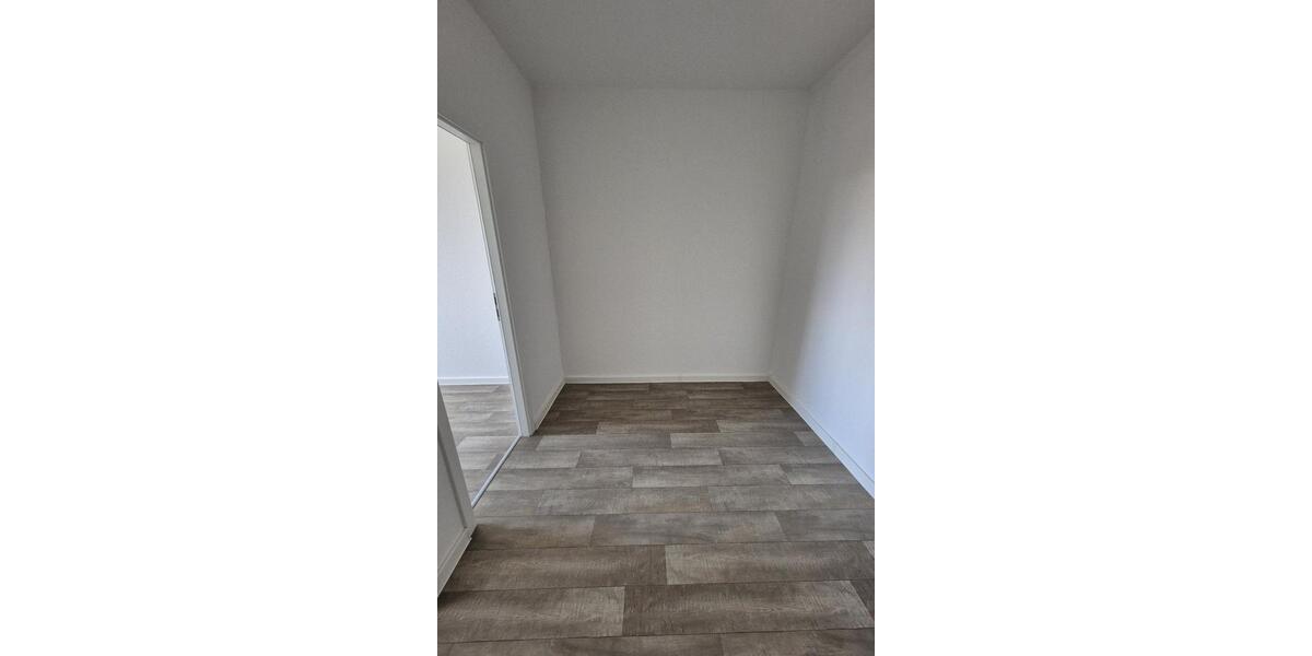 Etagenwohnung Hohenstein-Ernstthal Ernstthal - 3 Zimmer, 56 m&sup2;, 376&euro; | Angebot:24781253