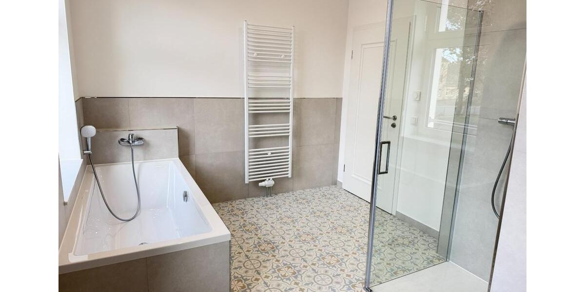 Etagenwohnung Limbach-Oberfrohna Oberfrohna - 4.5 Zimmer, 160 m&sup2;, 1.611&euro; | Angebot:25547270