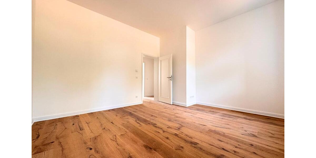 Etagenwohnung Limbach-Oberfrohna Oberfrohna - 4.5 Zimmer, 152 m&sup2;, 1.534&euro; | Angebot:25544759