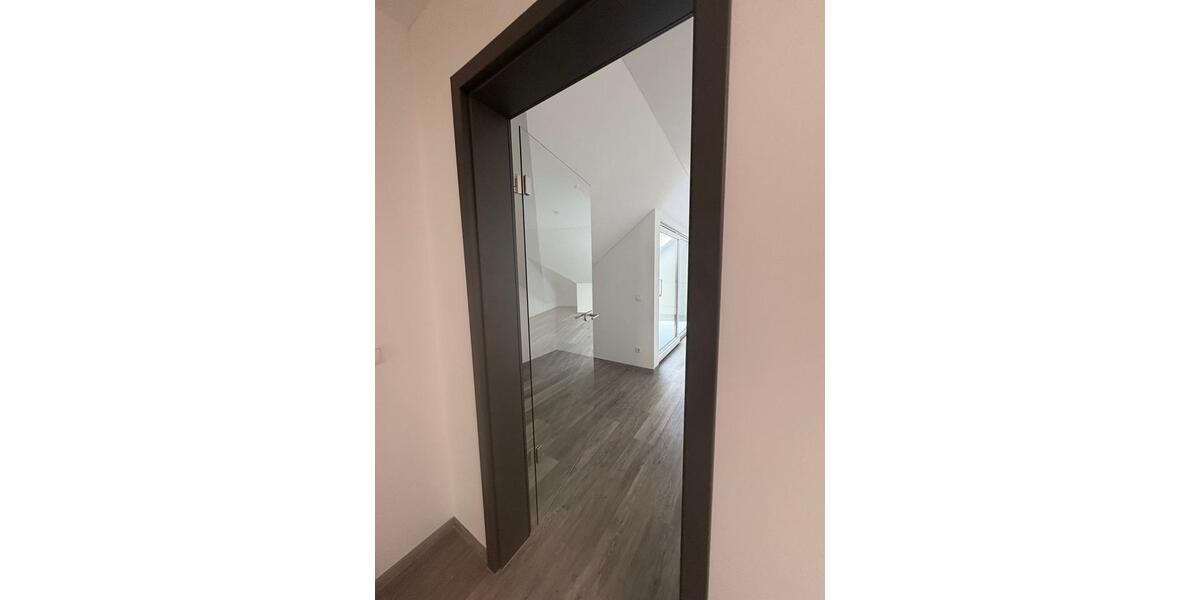 Etagenwohnung Auerbach/Vogtland Vogtland - 3 Zimmer, 102 m&sup2;, 750&euro; | Angebot:23844966