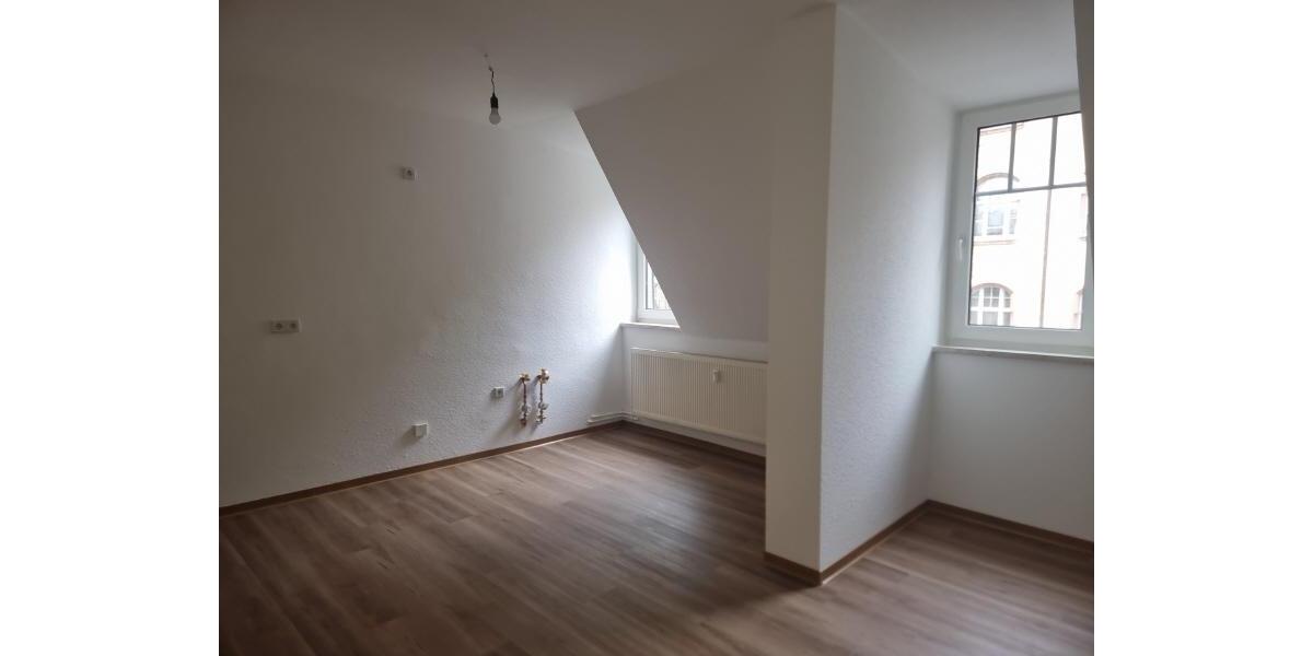 Etagenwohnung Crimmitschau - 2 Zimmer, 45 m&sup2;, 270&euro; | Angebot:25144290