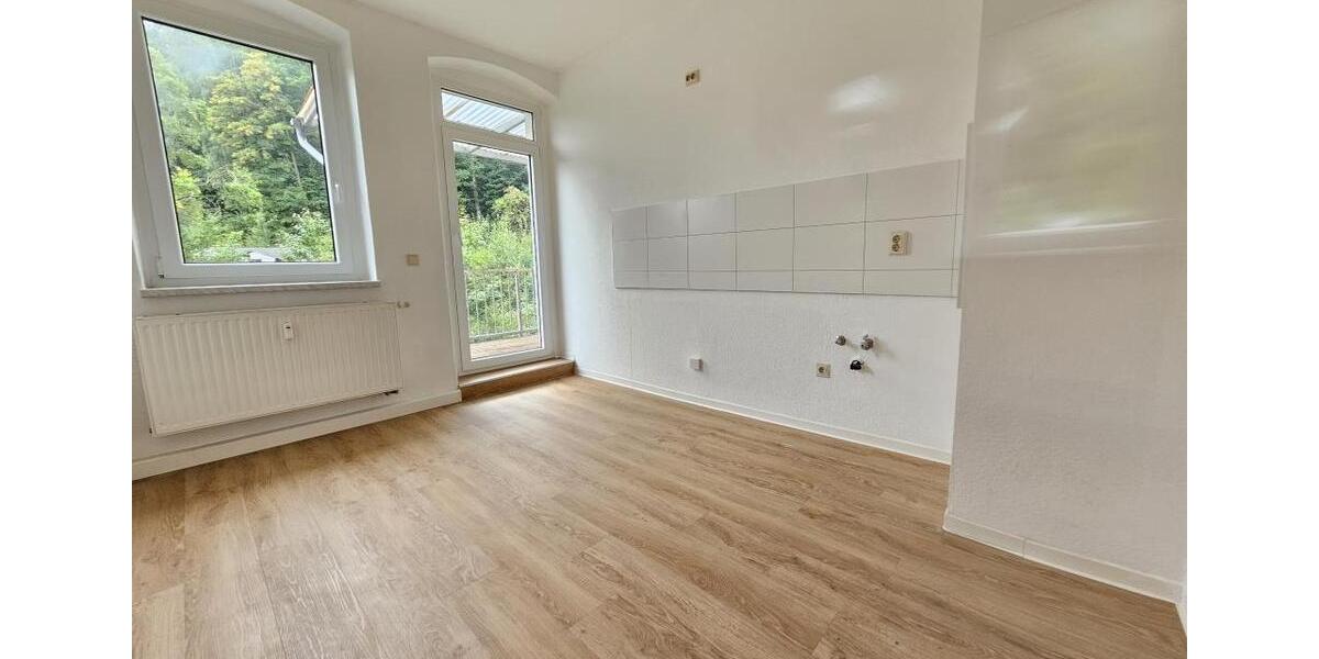 Etagenwohnung Aue-Bad Schlema Bad Schlema - 3 Zimmer, 84 m&sup2;, 439&euro; | Angebot:25084332