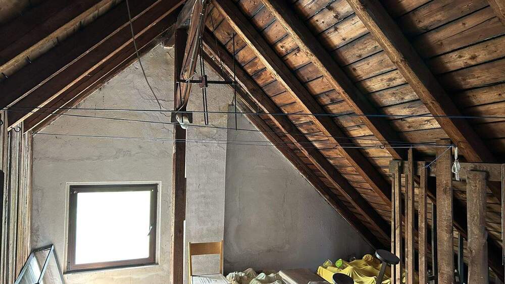 Mehrfamilienhaus, Wohnhaus Auerbach Rempesgrün - 1 Zimmer, 160 m&sup2;, 80.000&euro; | Angebot:25686119