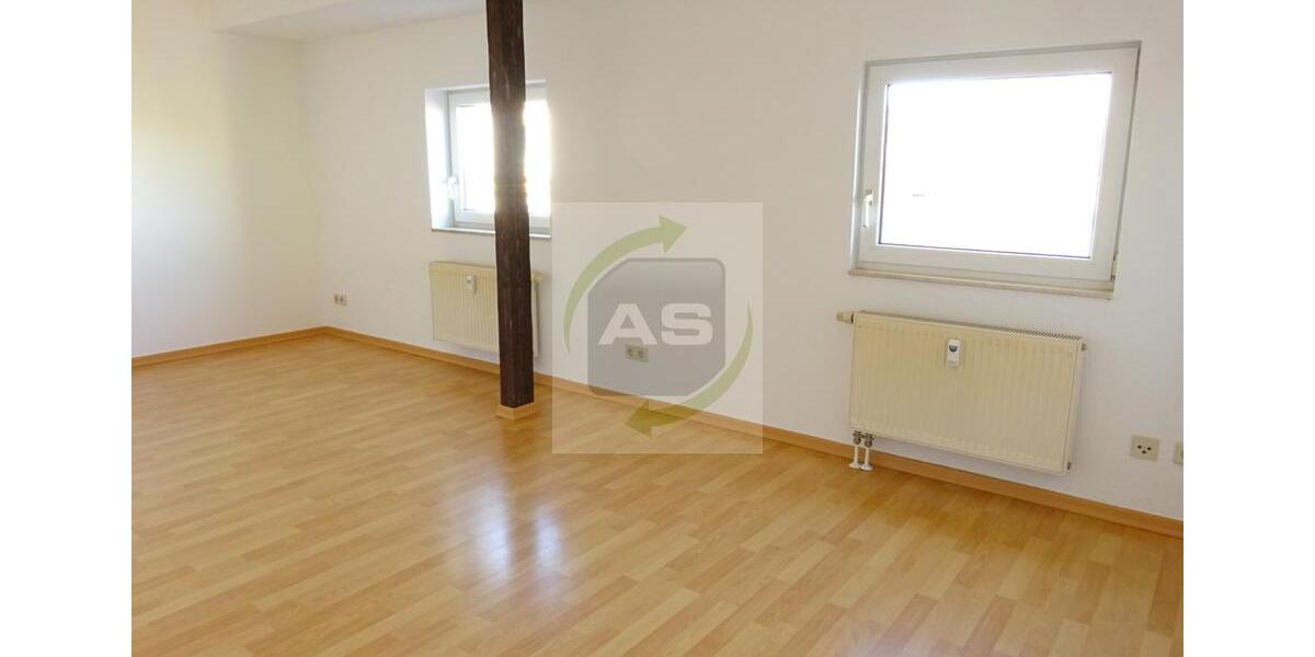 Dachgeschoßwohnung Zwickau - 1 Zimmer, 38 m&sup2;, 240&euro; | Angebot:25267482