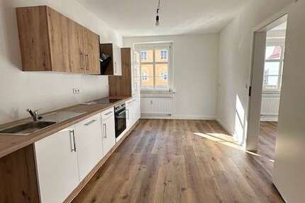 Wohnung Zwickau Geb. Reichenb. Str./Freiheitssiedlung - 2 Zimmer, 59 m&sup2;, 329&euro; | Angebot:25985577