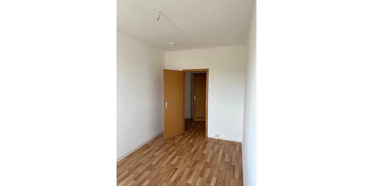 Etagenwohnung Kirchberg - 3 Zimmer, 68 m&sup2;, 413&euro; | Angebot:25803199