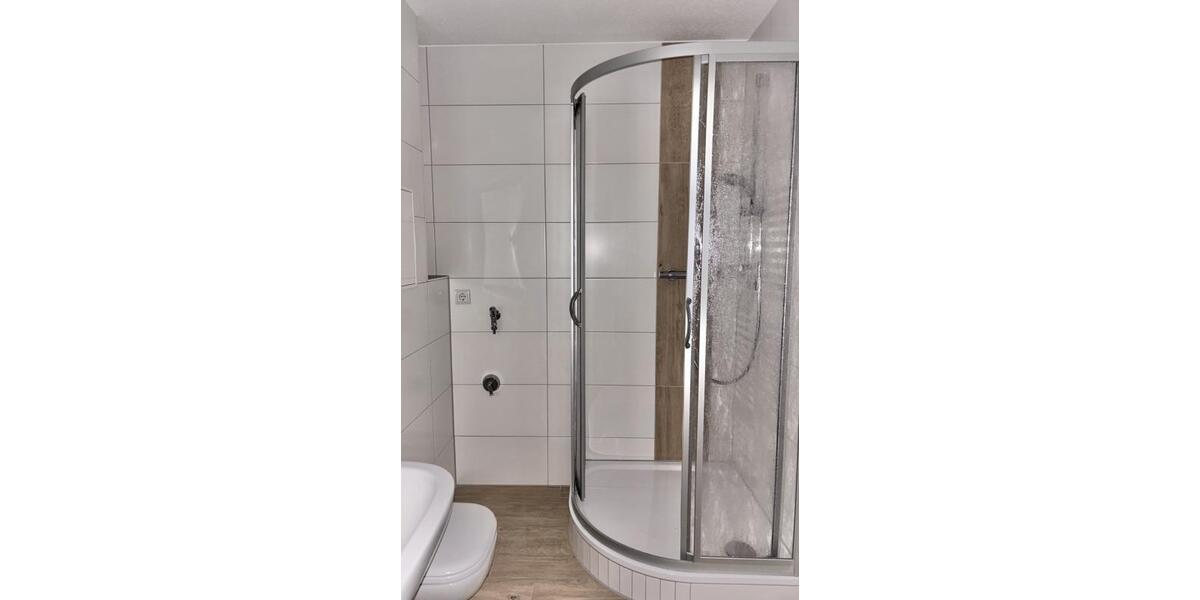 Etagenwohnung Zwickau Neuplanitz - 3 Zimmer, 58 m&sup2;, 377&euro; | Angebot:23328708