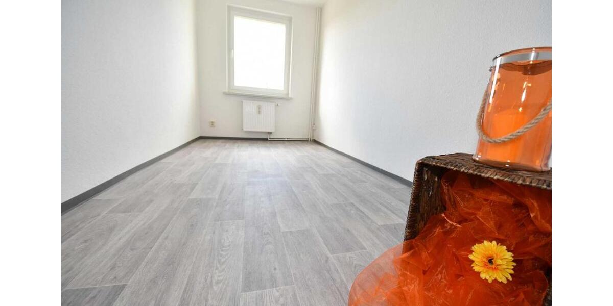 Etagenwohnung Hohenstein-Ernstthal Ernstthal - 3 Zimmer, 60 m&sup2;, 340&euro; | Angebot:24193416