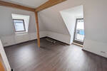 Etagenwohnung Zwickau Innenstadt - 3 Zimmer, 88 m&sup2;, 560&euro; | Angebot:26805946