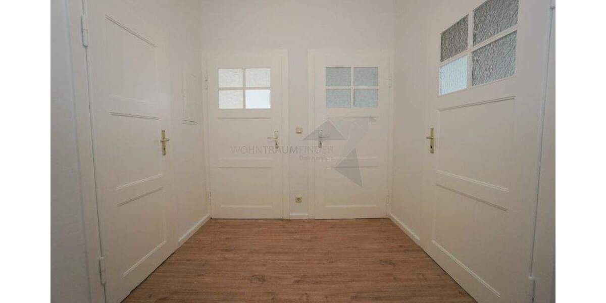 Etagenwohnung Zwickau Pölbitz - 2 Zimmer, 57 m&sup2;, 299&euro; | Angebot:25817384