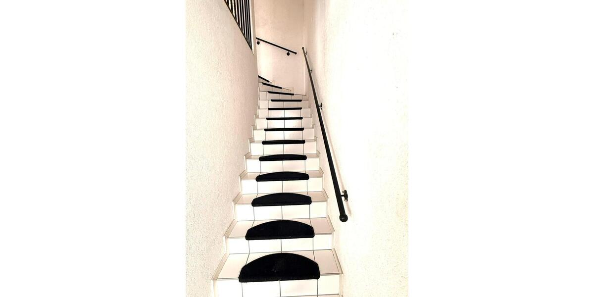 Etagenwohnung Reichenbach im Vogtland - 3 Zimmer, 78 m&sup2;, 546&euro; | Angebot:24875881