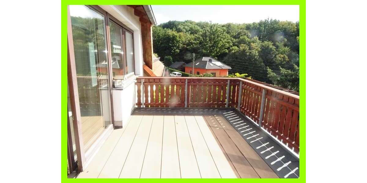 Einfamilienhaus Meerane - 6 Zimmer, 180 m&sup2;, 270.000&euro; | Angebot:23080441