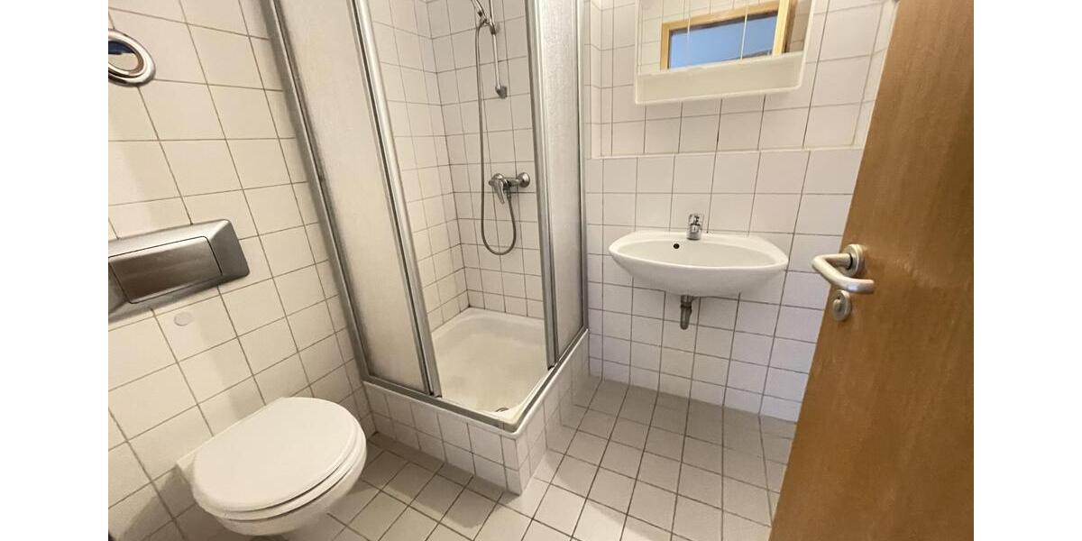 Etagenwohnung Zwickau Cainsdorf - 1 Zimmer, 31 m&sup2;, 220&euro; | Angebot:26164306