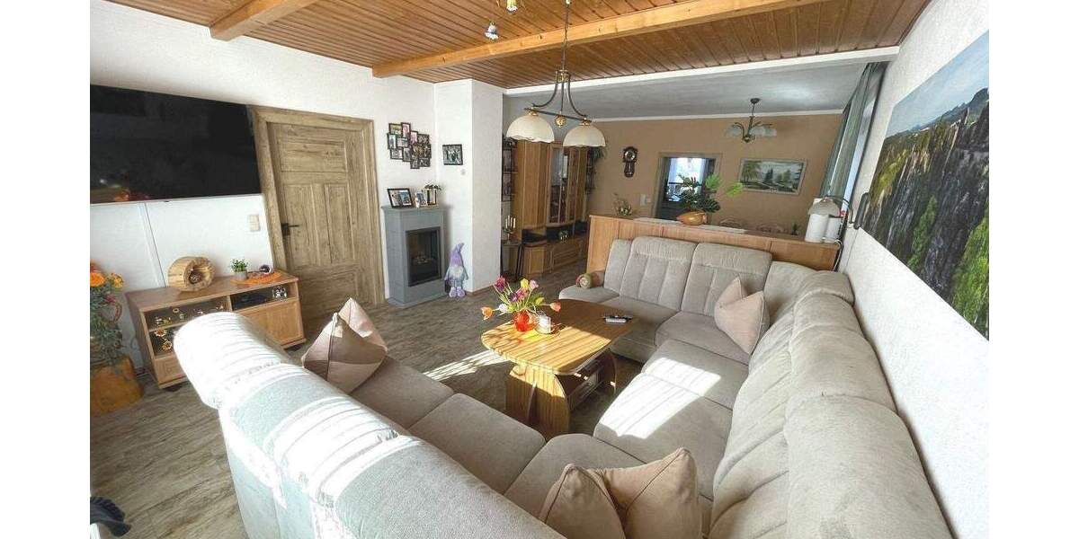 Einfamilienhaus Stollberg/Erzgebirge Stollberg - 6 Zimmer, 195 m&sup2;, 269.000&euro; | Angebot:25768885