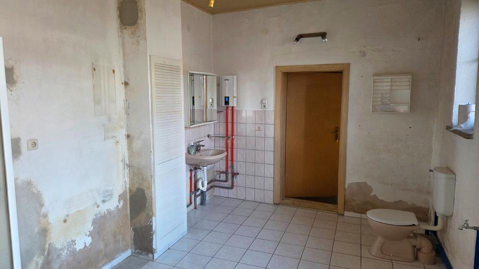Reihenhaus Crimmitschau - 6 Zimmer, 103 m&sup2;, 80.000&euro; | Angebot:27085582