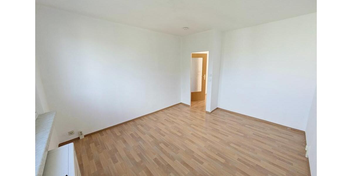 Etagenwohnung Limbach-Oberfrohna Oberfrohna - 3 Zimmer, 58 m&sup2;, 377&euro; | Angebot:25945631