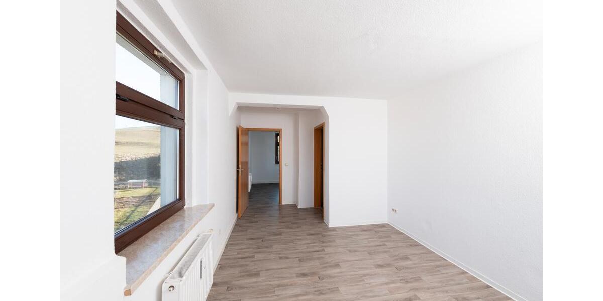 Etagenwohnung Werdau - 2 Zimmer, 47 m&sup2;, 288&euro; | Angebot:24953426