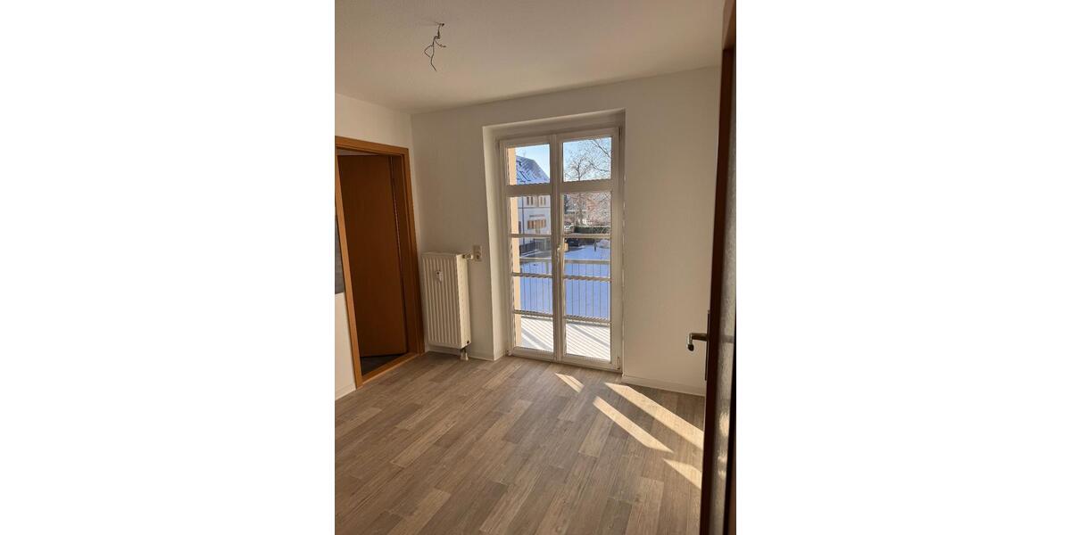 Etagenwohnung Reichenbach im Vogtland - 2 Zimmer, 52 m&sup2;, 350&euro; | Angebot:24610463