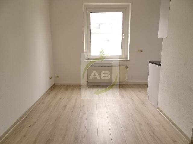 Etagenwohnung Zwickau Zwickau-Nord - 1 Zimmer, 27 m&sup2;, 220&euro; | Angebot:23396673