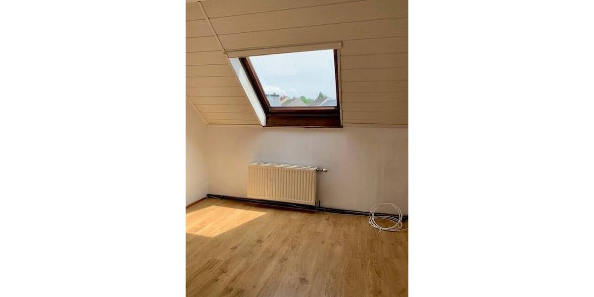 Reihenendhaus Reichenbach - 6 Zimmer, 127 m&sup2;, 85.000&euro; | Angebot:25662050