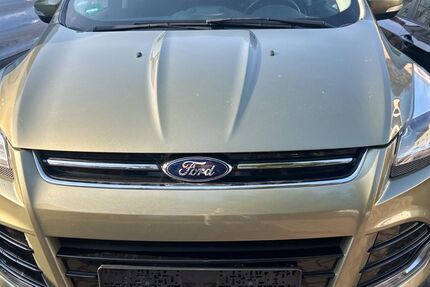 Ford Kuga 198.000 km 7.100 &euro; zwickau 08064