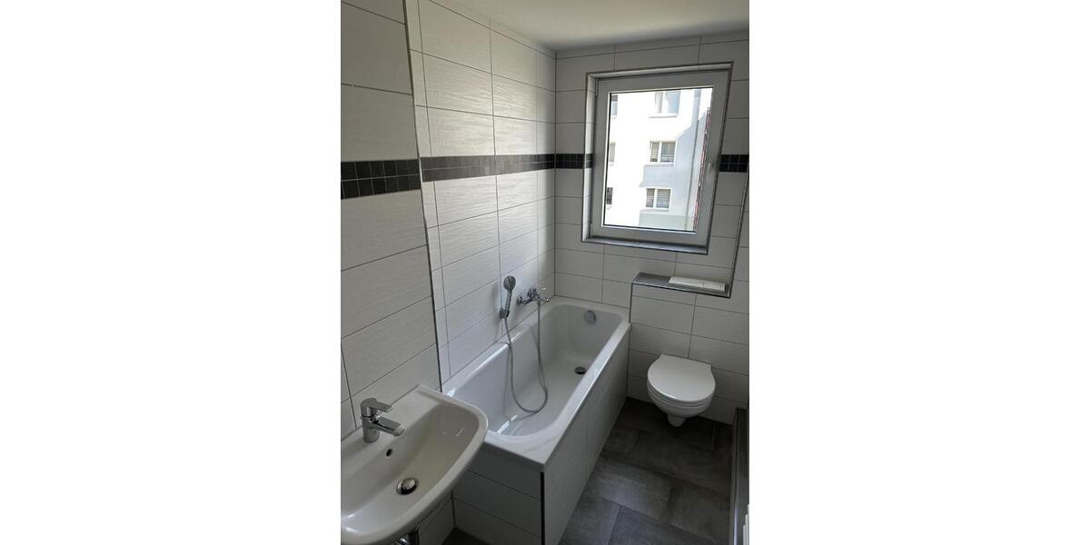 Etagenwohnung Hartenstein - 2 Zimmer, 48 m&sup2;, 365&euro; | Angebot:23873137