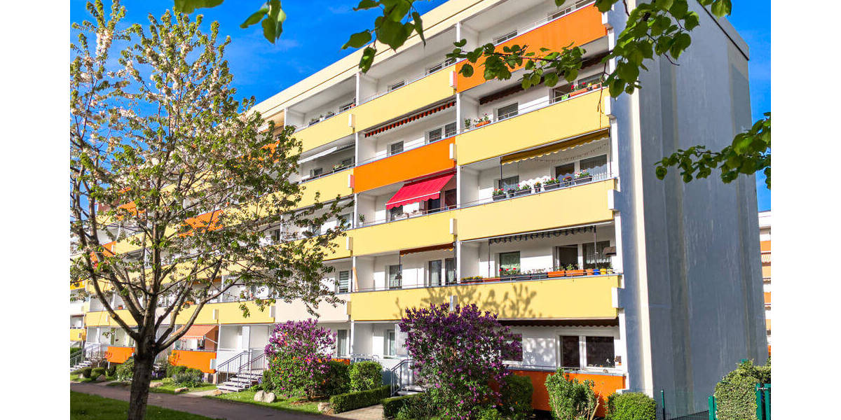 Etagenwohnung Zwickau Eckersbach - 3 Zimmer, 71 m&sup2;, 412&euro; | Angebot:25771300