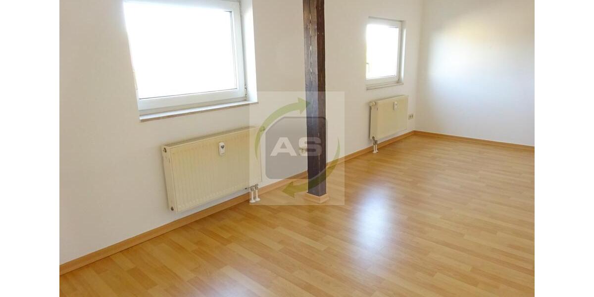 Dachgeschoßwohnung Zwickau - 1 Zimmer, 38 m&sup2;, 240&euro; | Angebot:25267482