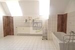 Dachgeschoßwohnung Zwickau - 3 Zimmer, 107 m&sup2;, 750&euro; | Angebot:22591271