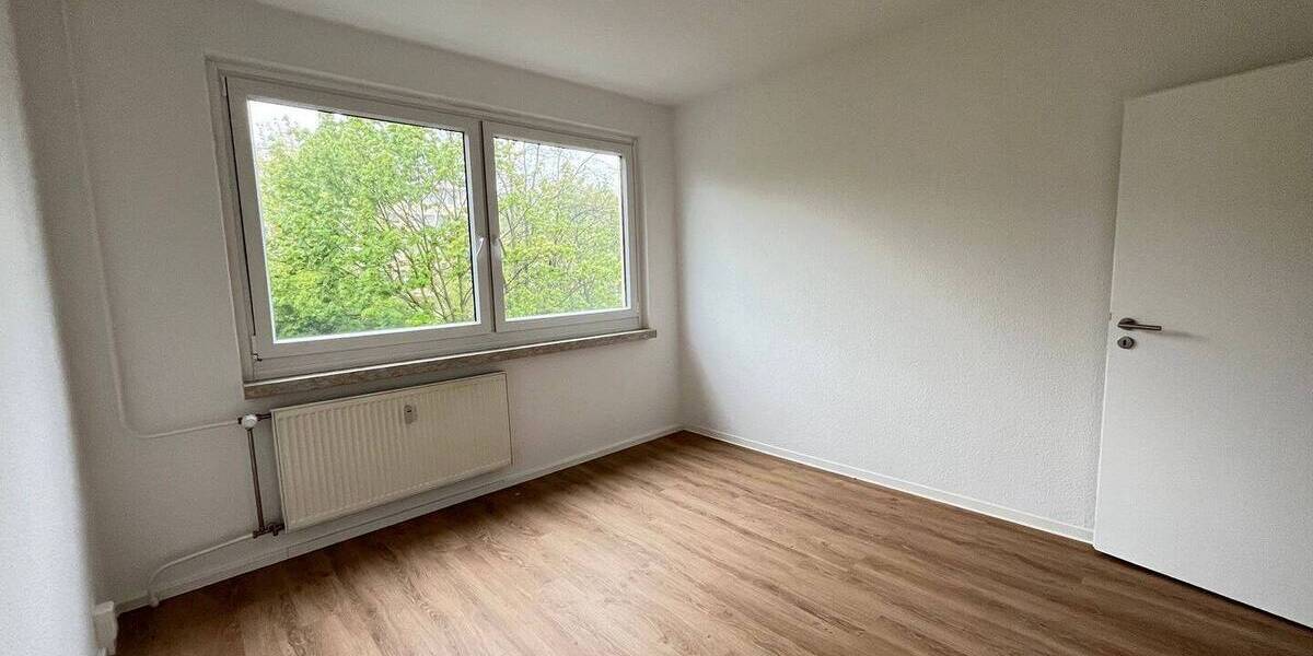 Etagenwohnung Zwickau Neuplanitz - 5 Zimmer, 82 m&sup2;, 457&euro; | Angebot:25739747