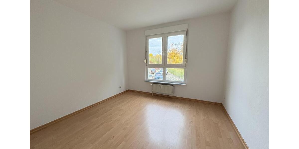 Etagenwohnung Zwickau Neuplanitz - 3 Zimmer, 81 m&sup2;, 540&euro; | Angebot:23791641