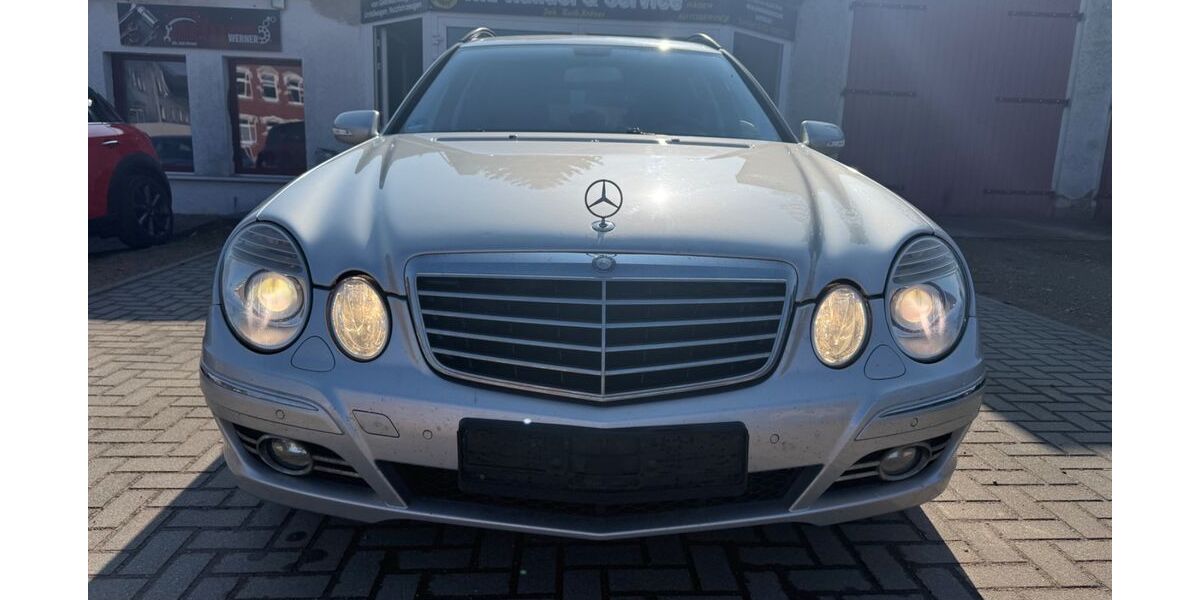 Mercedes-Benz E 220 315.000 km 1.990 &euro; Lichtentanne 08115