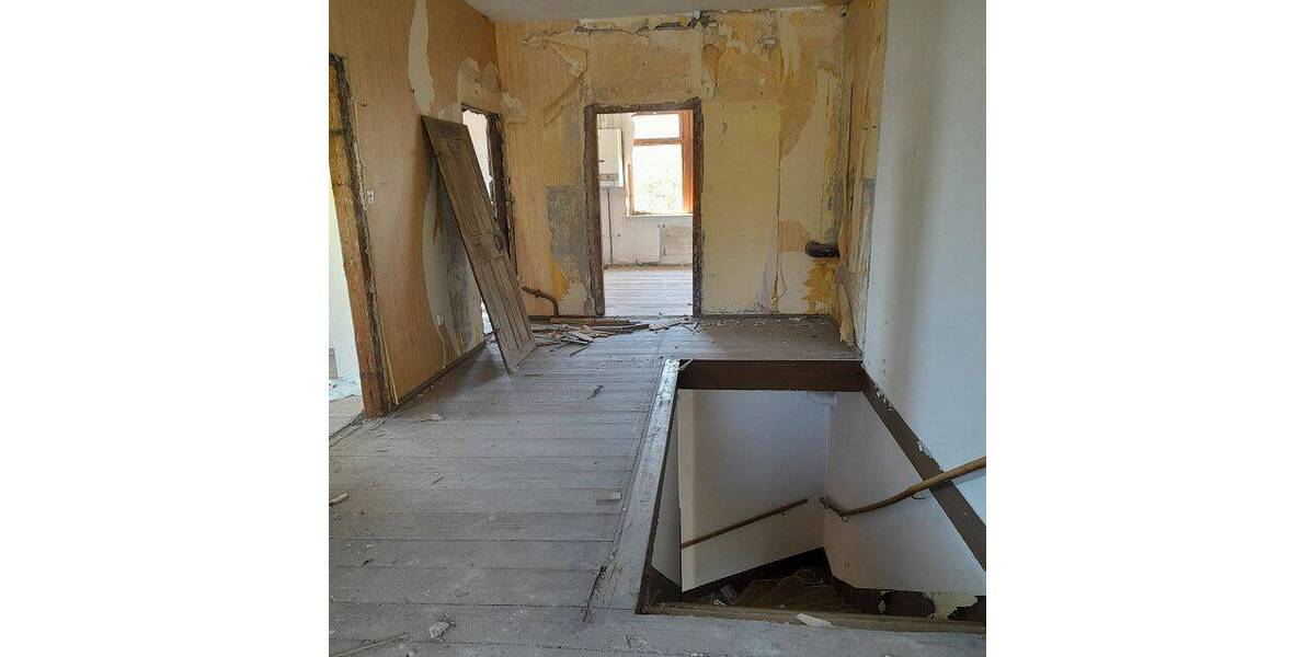 Mehrfamilienhaus mit Bauland und vielen individuellen Nutzungsmöglichkeiten - Mehrfamilienhaus, Wohnhaus Lichtentanne | Angebot:25567917