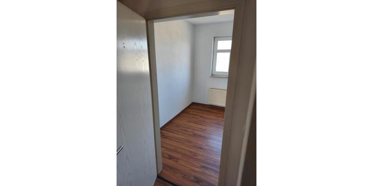 Maisonettenwohnung Limbach-Oberfrohna Oberfrohna - 3 Zimmer, 90 m&sup2;, 575&euro; | Angebot:25322610