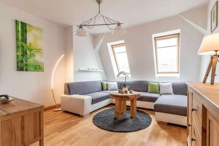 Zimmer Zwickau Pölbitz - 2 Zimmer, 1.050&euro; | Angebot:27032497