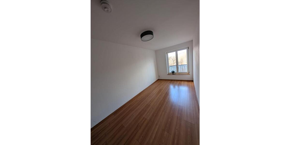 Maisonettenwohnung Aue-Bad Schlema Bad Schlema - 4 Zimmer, 125 m&sup2;, 990&euro; | Angebot:25866309