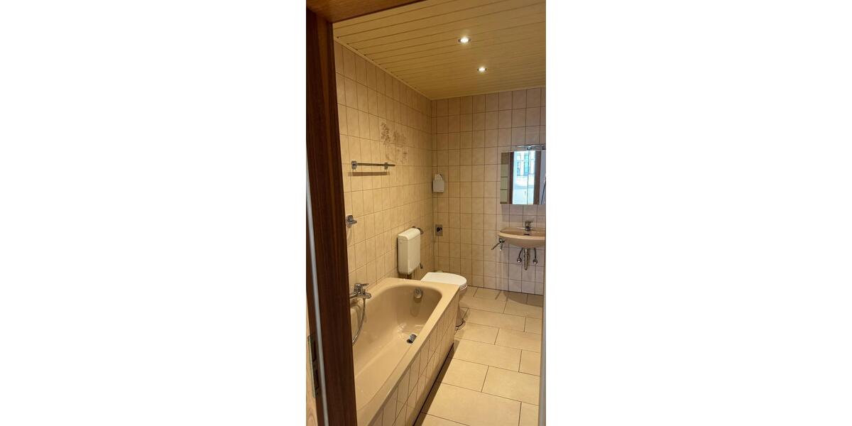 Etagenwohnung Lichtentanne - 3 Zimmer, 58 m&sup2;, 348&euro; | Angebot:24891371