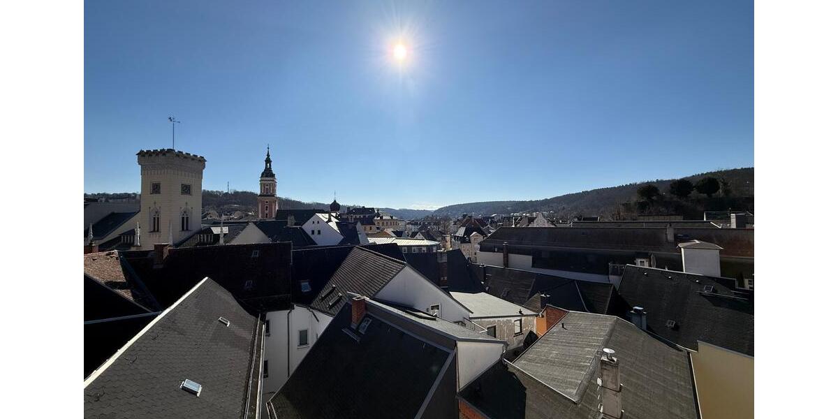 Etagenwohnung Greiz - 4 Zimmer, 104 m&sup2;, 570&euro; | Angebot:25382508