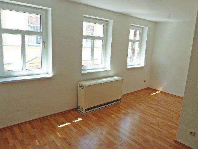 Etagenwohnung Schmölln - 2 Zimmer, 53 m&sup2;, 285&euro; | Angebot:25671831