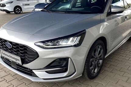 Ford Focus 13.652 km 23.390 &euro; Glauchau 08371